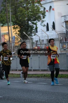 Runner Photo 2333524