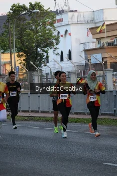 Runner Photo 2333541