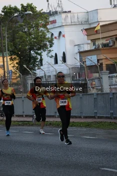 Runner Photo 2333550