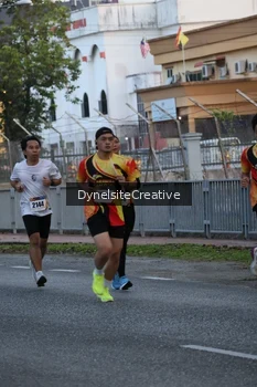 Runner Photo 2333555