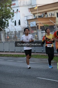 Runner Photo 2333560