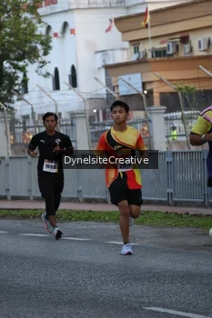 Runner Photo 2333573
