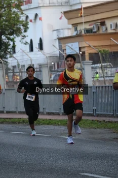 Runner Photo 2333574