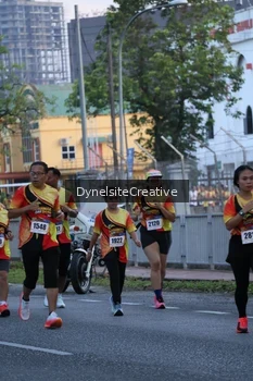 Runner Photo 2333608
