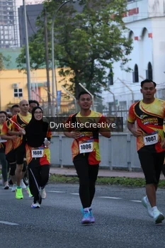 Runner Photo 2333616