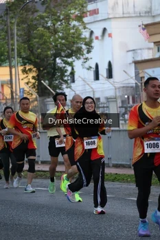 Runner Photo 2333617