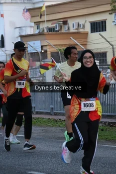 Runner Photo 2333624