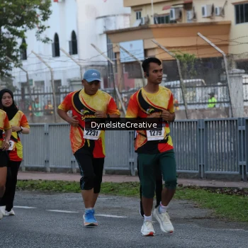 Runner Photo 2333723