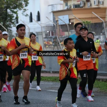 Runner Photo 2333734