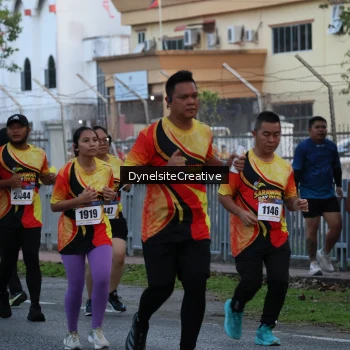 Runner Photo 2334177