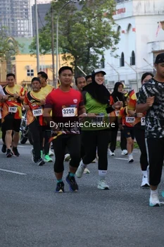Runner Photo 2334563
