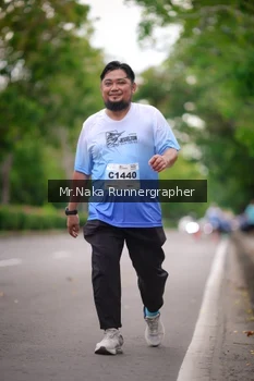 Runner Photo 2334574