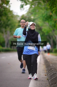 Runner Photo 2334584