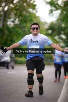 Runner Photo 2334611