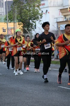 Runner Photo 2334636