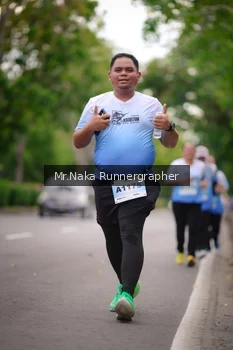 Runner Photo 2334643