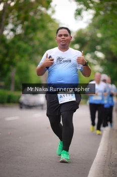 Runner Photo 2334644