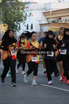 Runner Photo 2334690