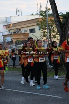 Runner Photo 2334885