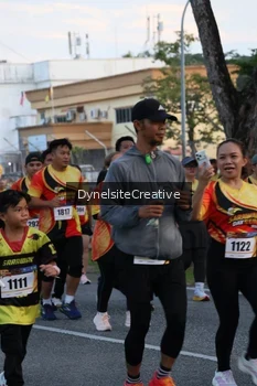 Runner Photo 2334947