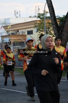 Runner Photo 2334979