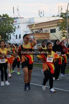 Runner Photo 2334999