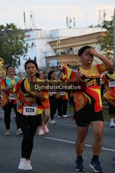 Runner Photo 2335017