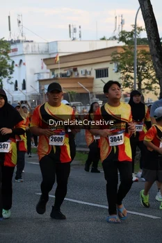 Runner Photo 2335040