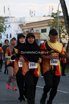 Runner Photo 2335051