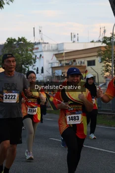 Runner Photo 2335111
