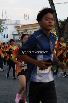 Runner Photo 2335126