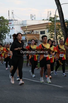 Runner Photo 2335132