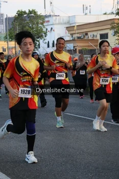Runner Photo 2335144