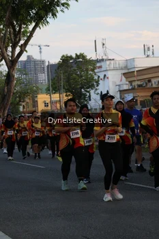 Runner Photo 2335171
