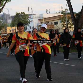 Runner Photo 2335399