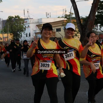 Runner Photo 2335401