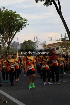 Runner Photo 2335555