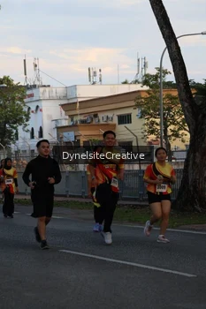 Runner Photo 2335642