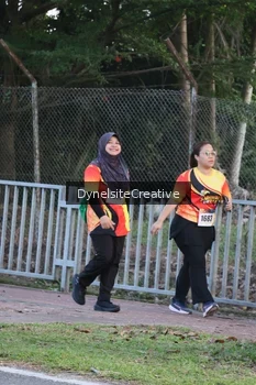 Runner Photo 2335692