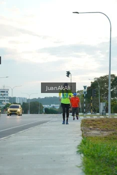 Runner Photo 2335754
