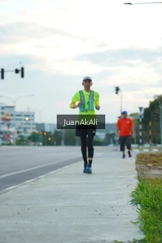 Runner Photo 2335755