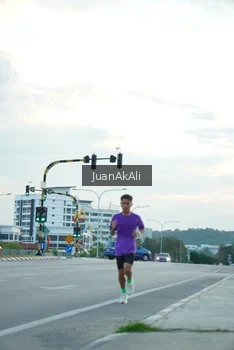 Runner Photo 2335762