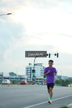 Runner Photo 2335763