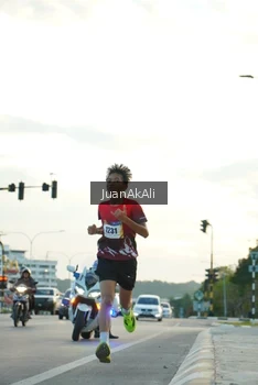 Runner Photo 2335793