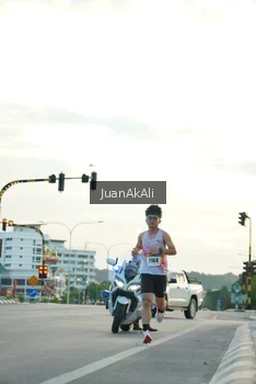 Runner Photo 2335801