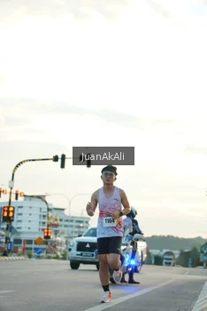 Runner Photo 2335803