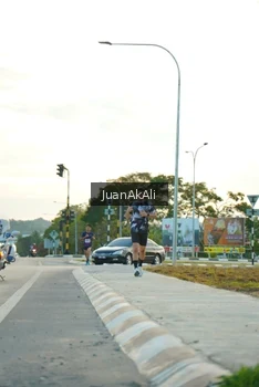 Runner Photo 2335817