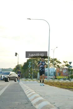 Runner Photo 2335819