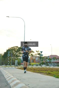 Runner Photo 2335822