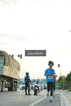 Runner Photo 2335845
